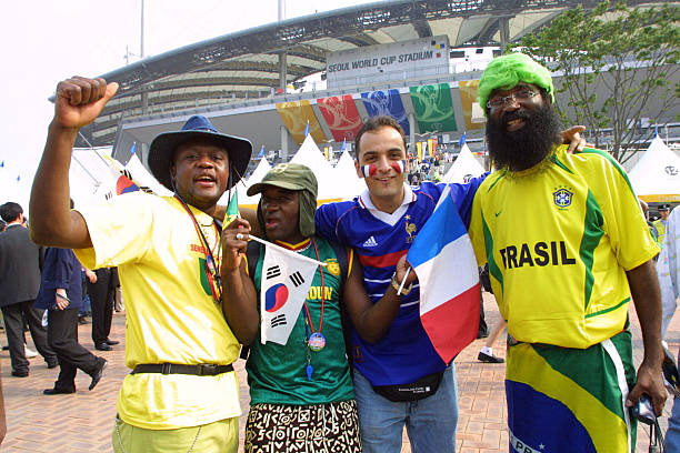 通过与队友 通过与队友