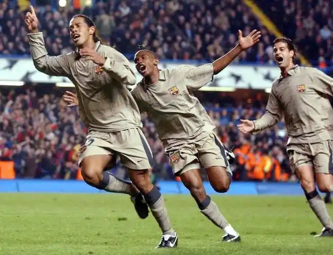 犯规后情绪 犯规后情绪