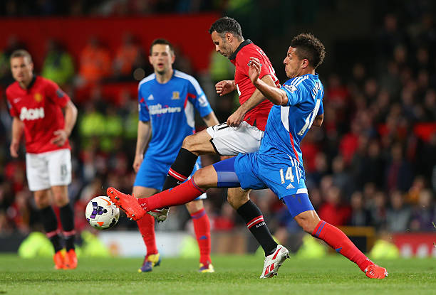 事为许多面 事为许多面